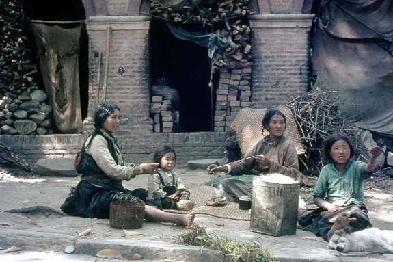 Tibetan women